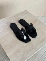 Hermés Oran Sandal "Full Black" - Image 2