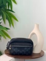 Louis Vuitton Discovery Bumbag with iconic monogram