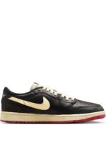 Air Jordan 1 "Black/Varsity Red" sneakers