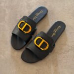 Dior 30 Montaigne Slides