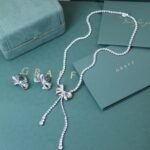 GRAFF Diamond Necklace and Earrings Set