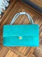 Chanel Maxi Souplissimo Flap Bag In Suede Calfskin with gold-tone hardware - Image 6