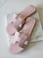 Hermès Oran Sandals in pink Calfskin - Image 3