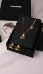 CHANEL ⁠EARINGS & NECKLACE New Collection - Image 3