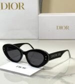 Dior Pacific B1U Bold Butterfly-Shaped Sunglasses - Image 4