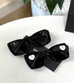 Chanel Black Acetate Square Sunglasses heart shaped temple accents with CC logo - Image 3