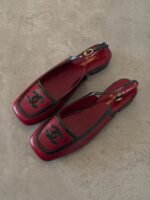 Chanel CC Logo Patent Trim Flat Slingbacks - Image 5