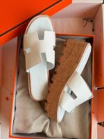 Hermès Chypre H-Band Cork Wedge Sandals - Image 3