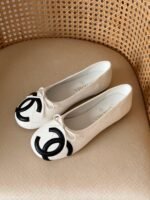 Chanel CC Logo Quilted Ballet Flat - Image 5