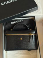 Chanel Lizard Embossed Slim Top Handle Vanity Case - Image 3