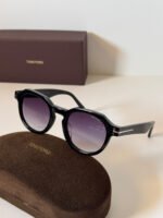 Tom Ford FT1358 Sunglasses - Image 4