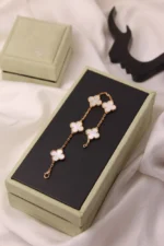 Van Cleef & Arpels Vintage Alhambra Bracelet - Image 2