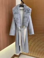 Loro Piana Cashmere/Wool Coat with Fur Collar - Image 4