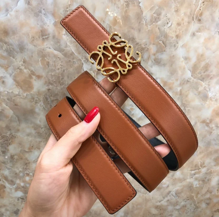 3aee6773-46f6-4eec-b2e0-1fe2ff0294b5 Loewe Anagram Leather Belt - Image 1