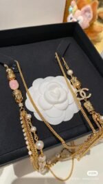 CHANEL Vintage Gripoix Pearl & Crystal Multi-Chain Belt - Image 8