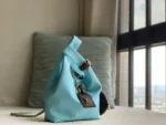 Louis Vuitton Atlantis / 18 cm