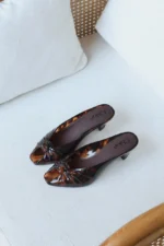Chloé Knotted Patent Leather - Image 3