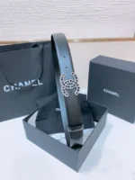 Chanel Black Leather Belt with Interwoven Chain CC Buckle - Image 2