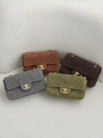 CHANEL Quilted Chain Flap Bag