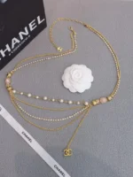 CHANEL Vintage Gripoix Pearl & Crystal Multi-Chain Belt - Image 3