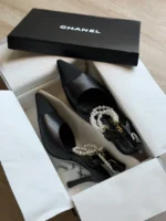 Chanel Two-Tone Slingback Heels with Pearl Strap - Image 3