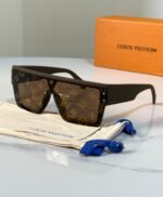 Louis Vuitton "LV Waimea" Flat-Top Shield Sunglasses - Image 2